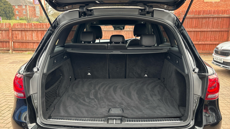 Mercedes-Benz GLC 300d 4Matic AMG Line Premium Pls 5dr 9G-Tronic Diesel Estate